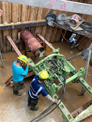Horizontal Thrust Boring Machine